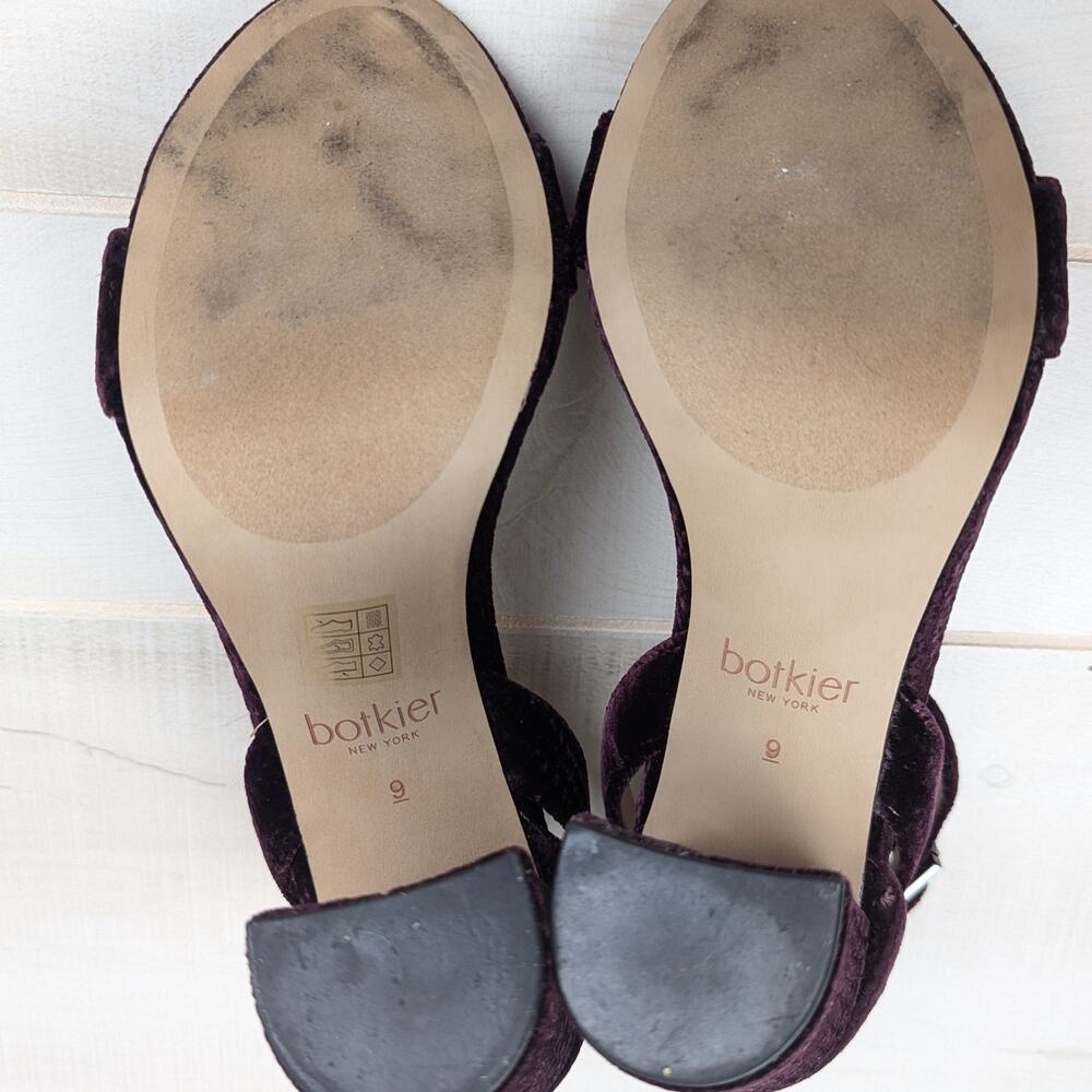 Botkier Gianna Wine Velvet Block Heel Ankle Strap‎ Sandal Size 9 - Picture 6 of 8